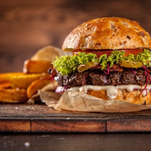 “Do Trailer à Fama: O Lanche que Virou Lenda”